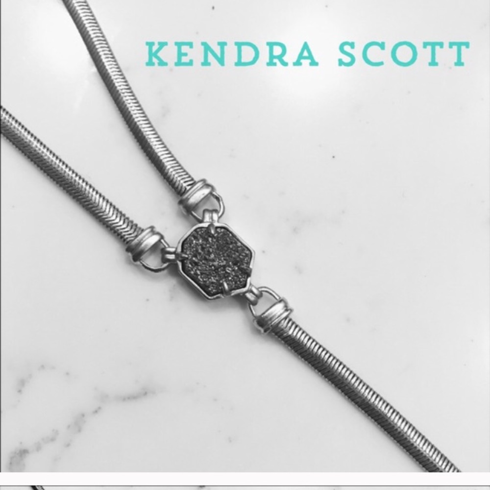 Kendra Scott Starlet necklace